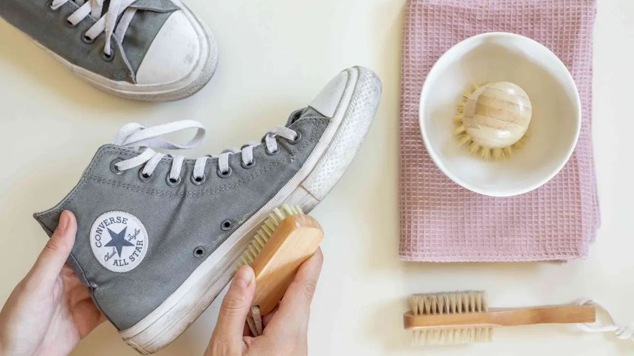Cleaning Converse Shoes